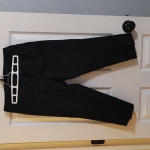 The Limited, black stretch capris, size 8, 20 inch inseam